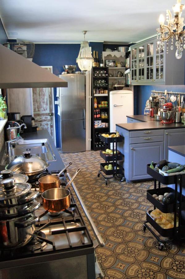 Bed and Breakfast Un Parfum De Violette Fourneville Exterior foto