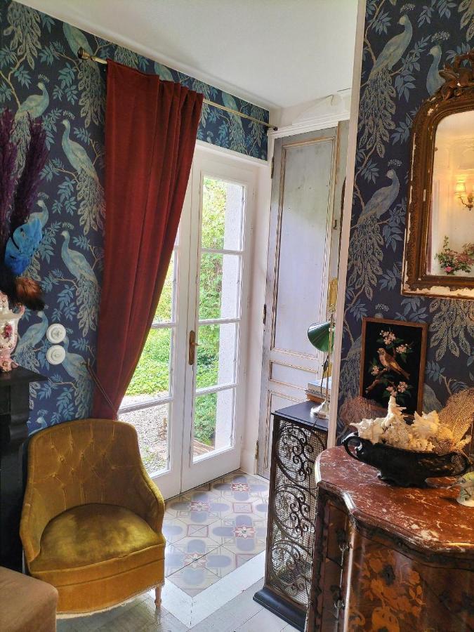 Bed and Breakfast Un Parfum De Violette Fourneville Exterior foto