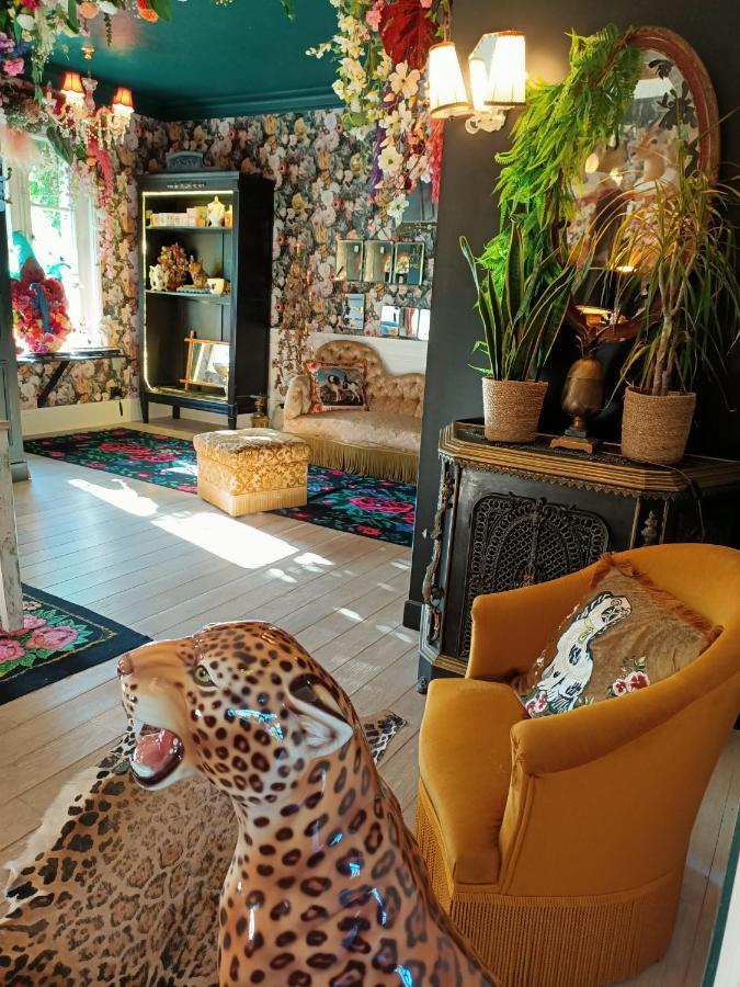Bed and Breakfast Un Parfum De Violette Fourneville Exterior foto